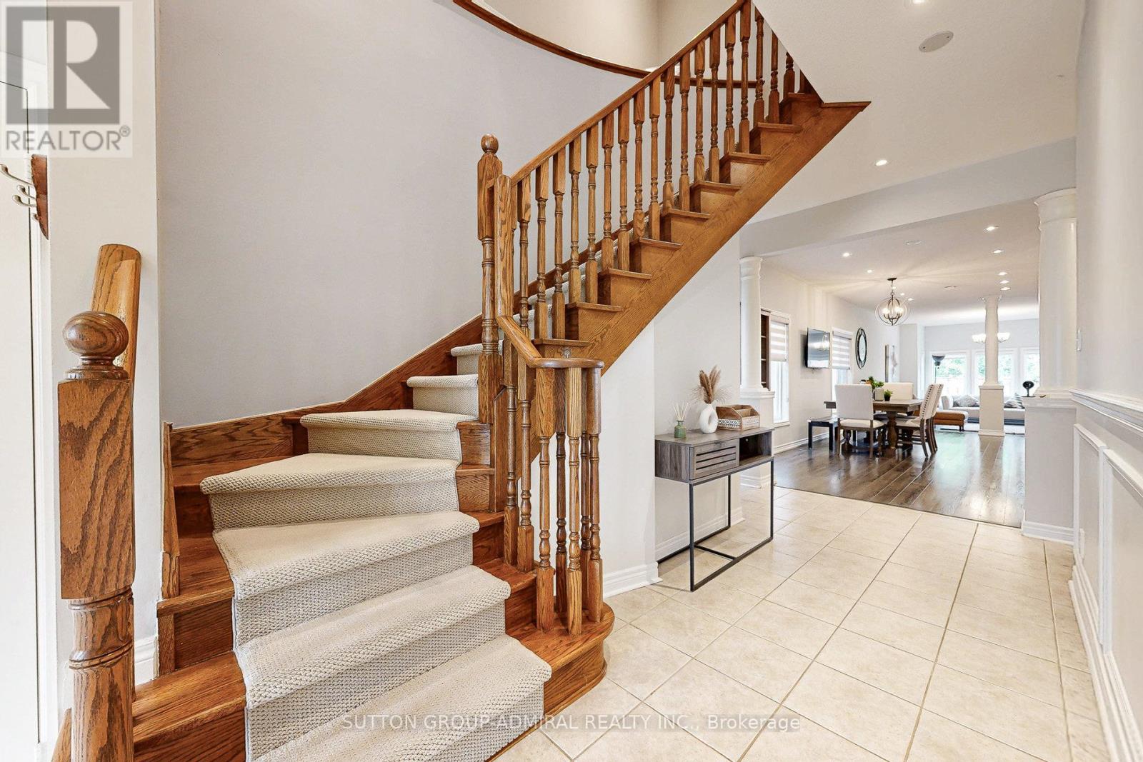 86 Autumn Hill Boulevard, Vaughan, Ontario  L4J 8Z1 - Photo 7 - N12461209