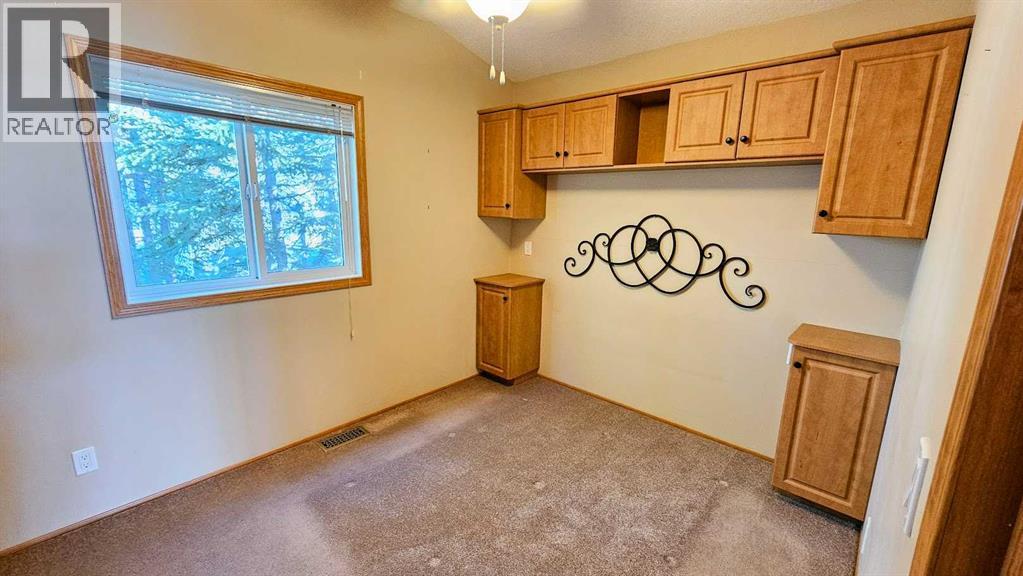 28, 32351 Range Road 55, Rural Mountain View County, Alberta  T0M 1X0 - Photo 34 - A2264384