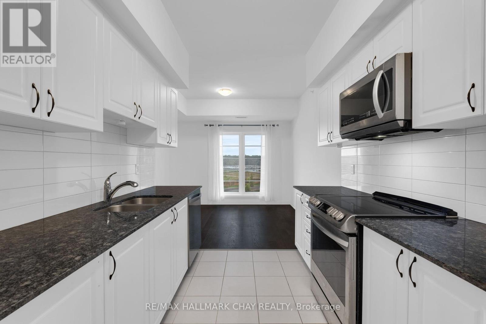 301 - 54 Koda Street, Barrie, Ontario  L9J 0J6 - Photo 14 - S12461128