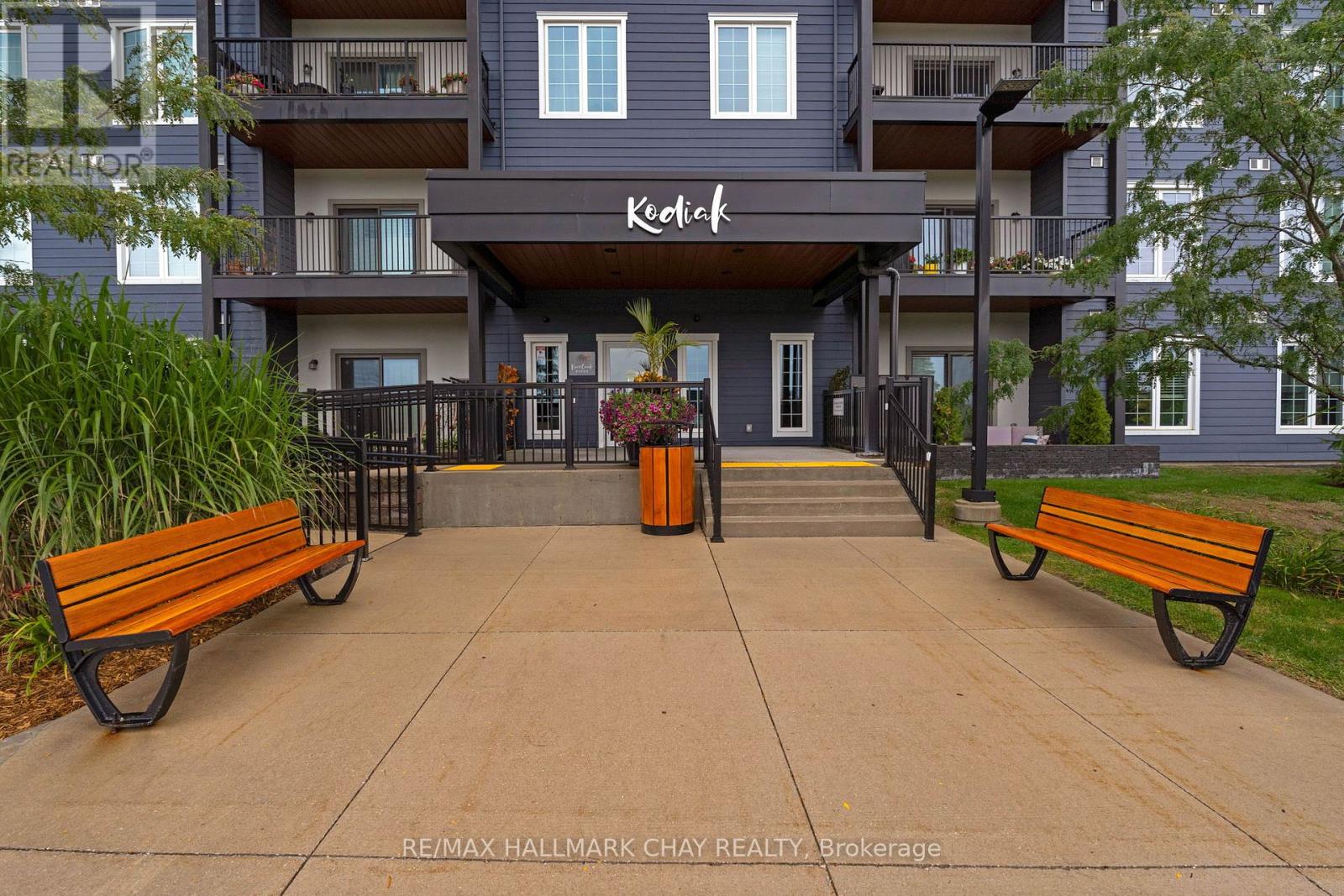301 - 54 Koda Street, Barrie, Ontario  L9J 0J6 - Photo 26 - S12461128