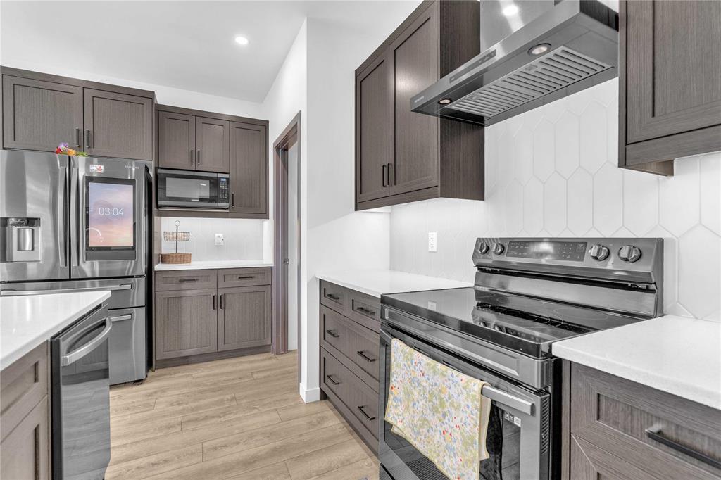 22 Blossom Way, West St Paul, Manitoba  R4A 0C9 - Photo 16 - 202526379