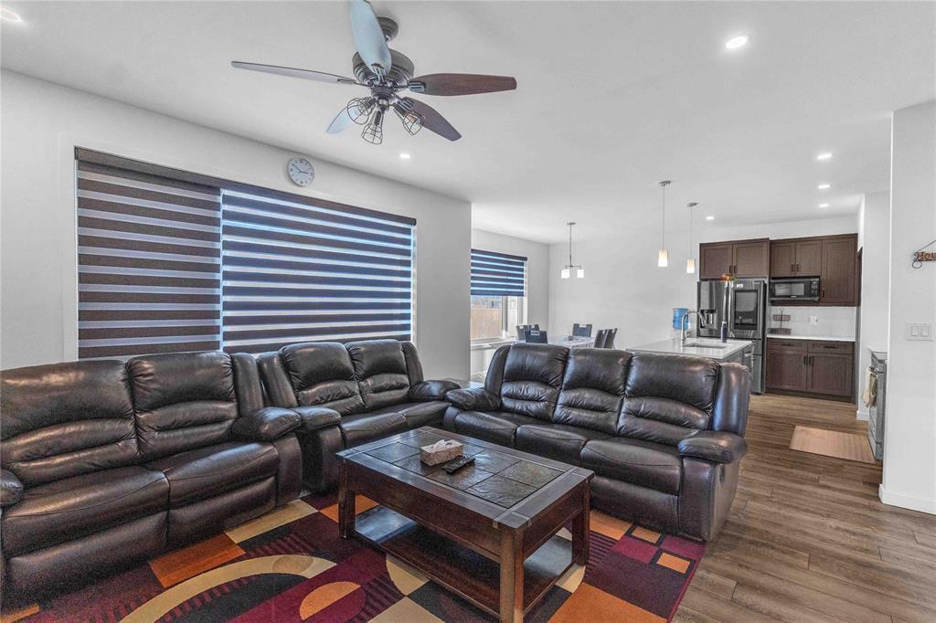 22 Blossom Way, West St Paul, Manitoba  R4A 0C9 - Photo 20 - 202526379