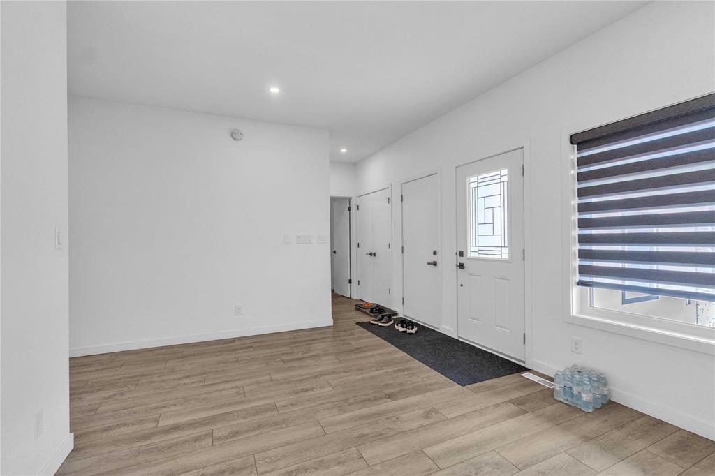 22 Blossom Way, West St Paul, Manitoba  R4A 0C9 - Photo 6 - 202526379