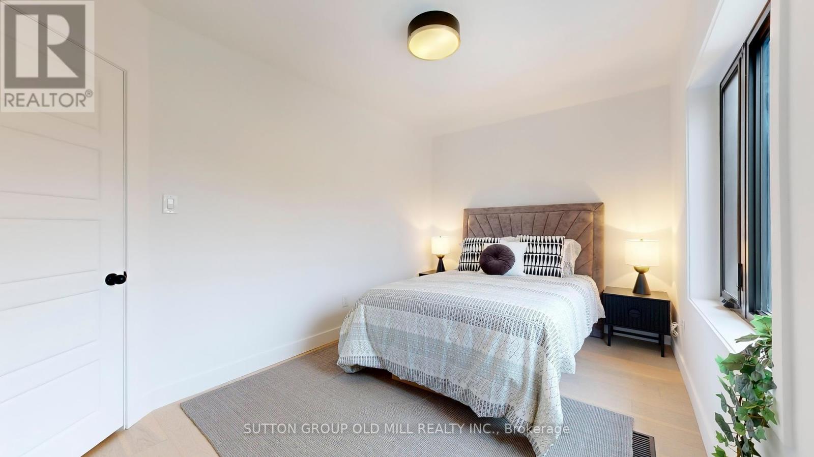 23 Priscilla Avenue, Toronto, Ontario  M6S 3W1 - Photo 20 - W12461065