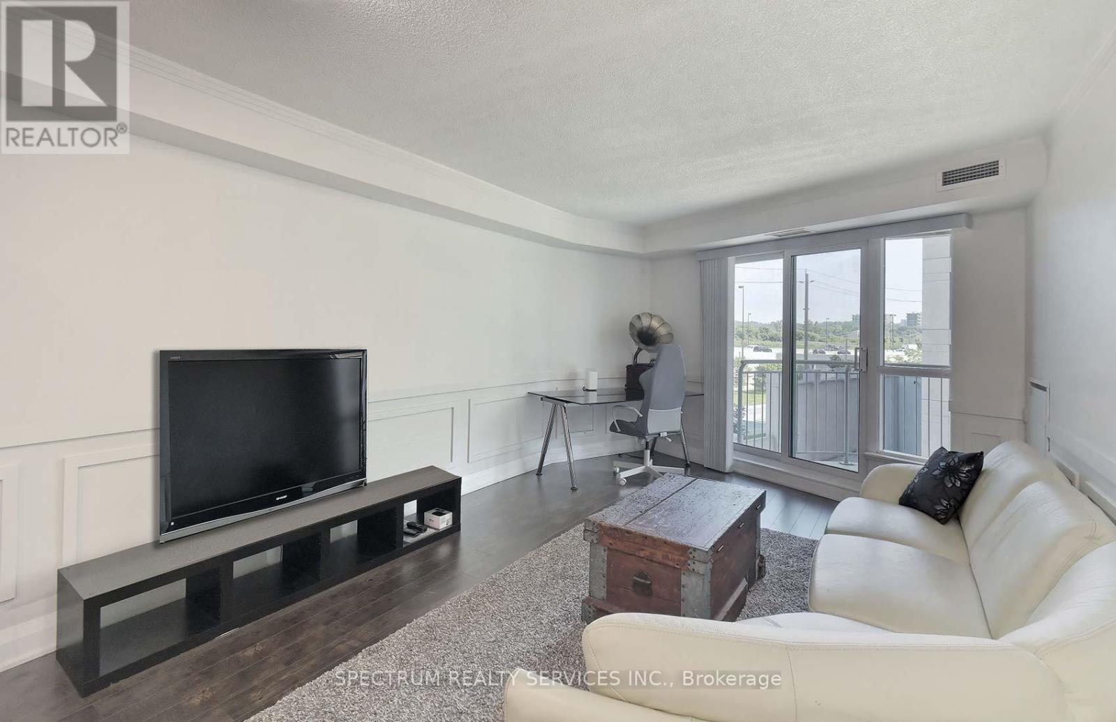 211 - 2111 Lake Shore Boulevard W, Toronto, Ontario  M8V 4B2 - Photo 12 - W12461068