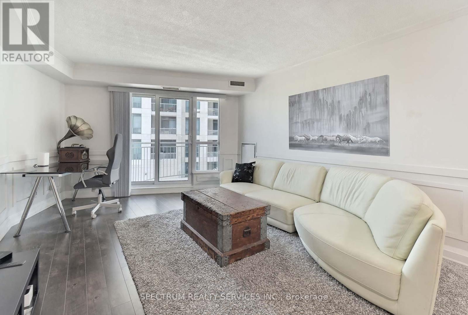 211 - 2111 Lake Shore Boulevard W, Toronto, Ontario  M8V 4B2 - Photo 14 - W12461068