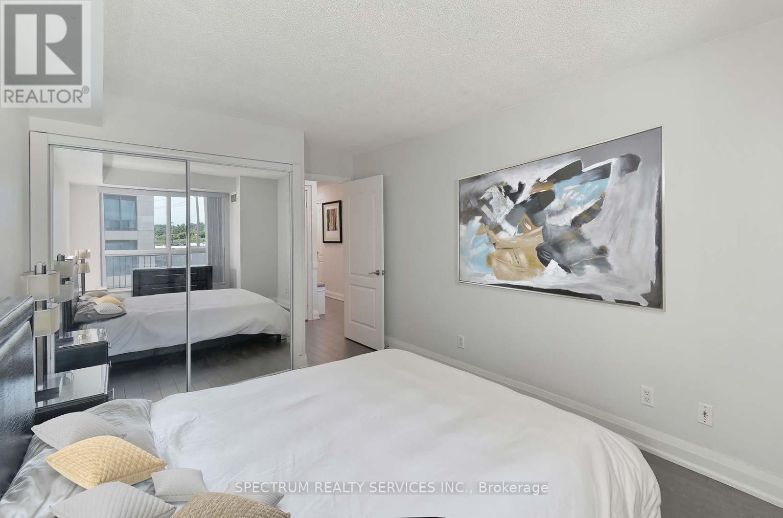211 - 2111 Lake Shore Boulevard W, Toronto, Ontario  M8V 4B2 - Photo 23 - W12461068