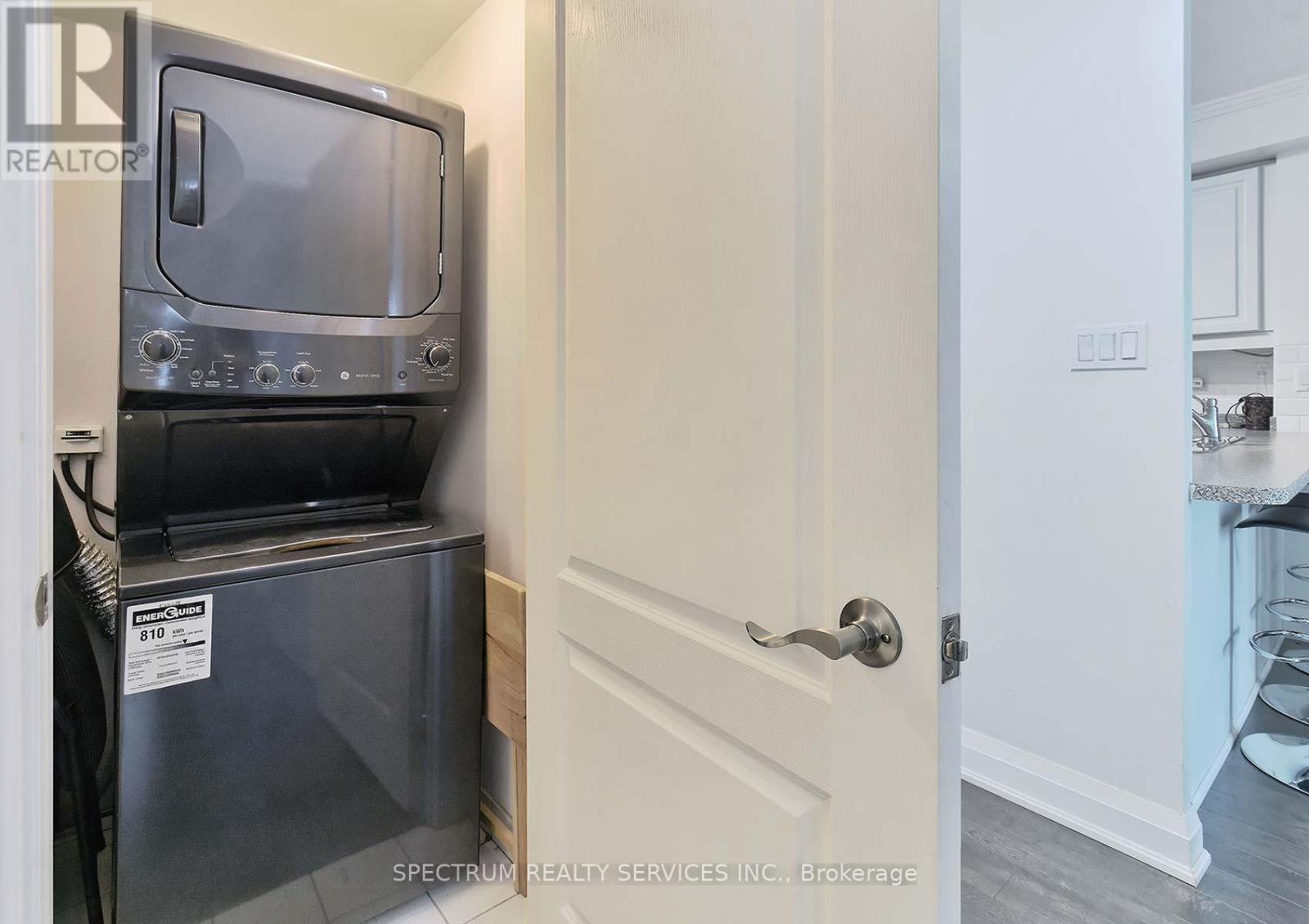 211 - 2111 Lake Shore Boulevard W, Toronto, Ontario  M8V 4B2 - Photo 25 - W12461068