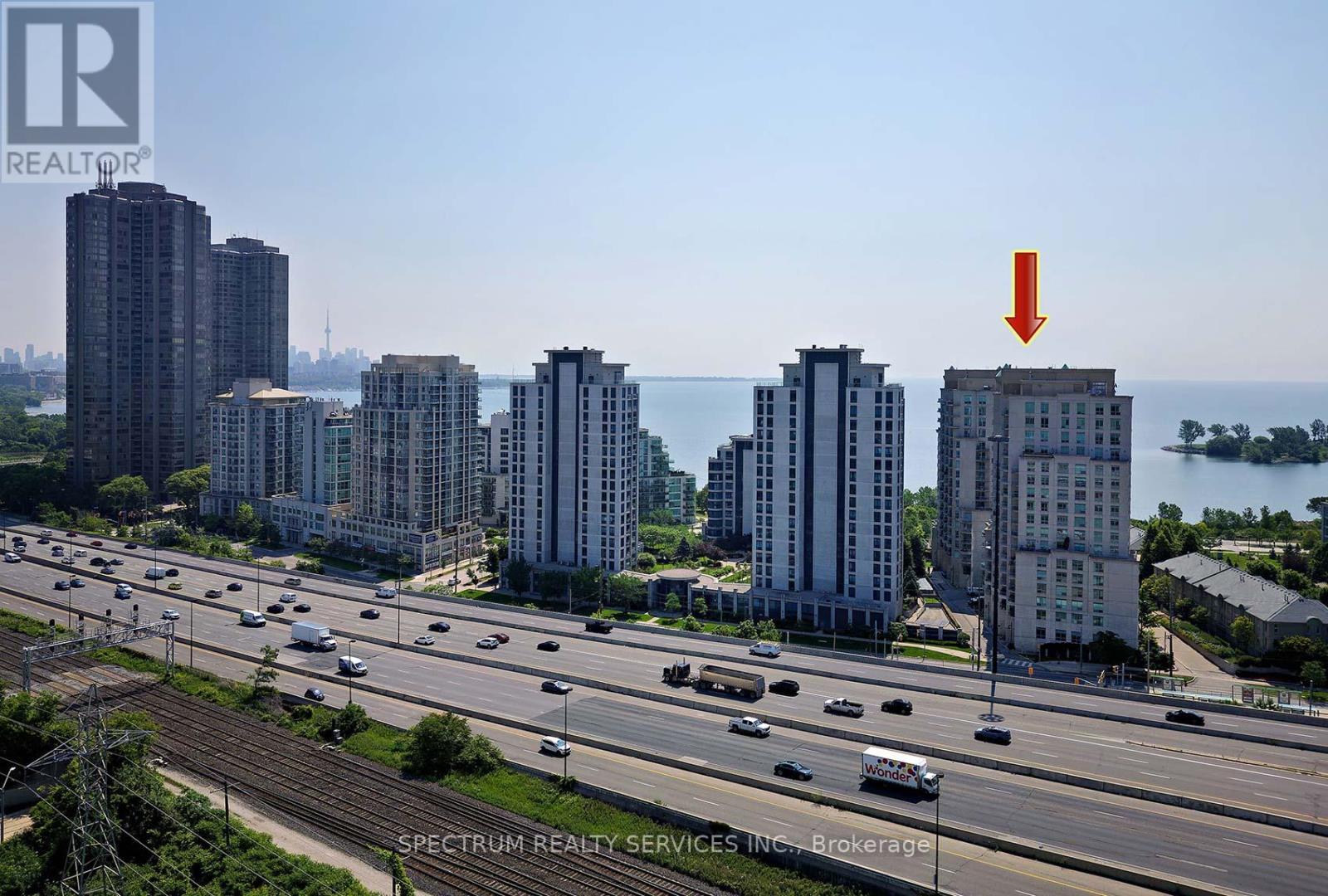 211 - 2111 Lake Shore Boulevard W, Toronto, Ontario  M8V 4B2 - Photo 3 - W12461068