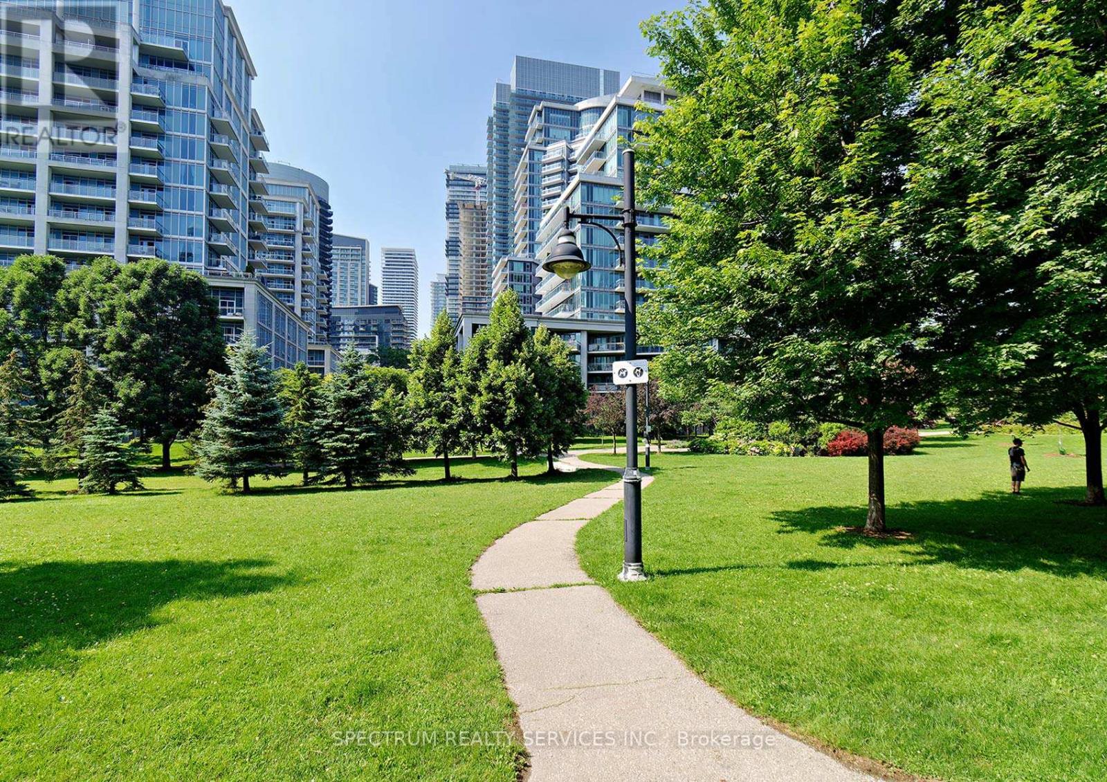 211 - 2111 Lake Shore Boulevard W, Toronto, Ontario  M8V 4B2 - Photo 38 - W12461068