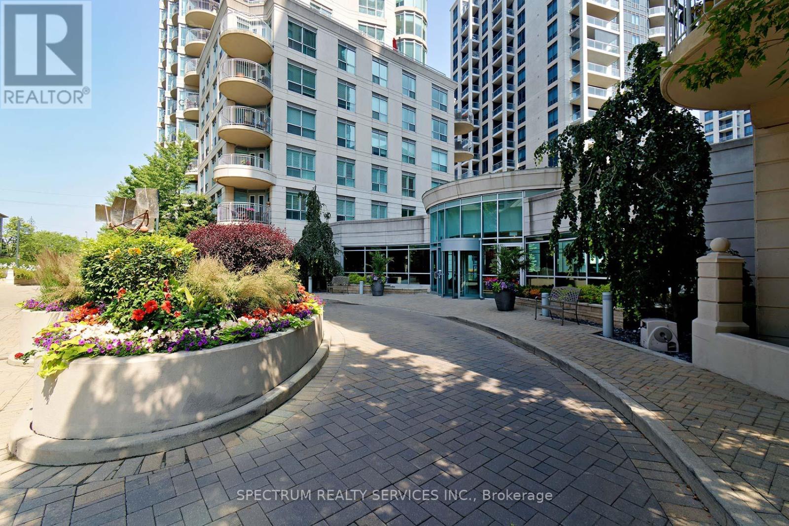 211 - 2111 Lake Shore Boulevard W, Toronto, Ontario  M8V 4B2 - Photo 6 - W12461068