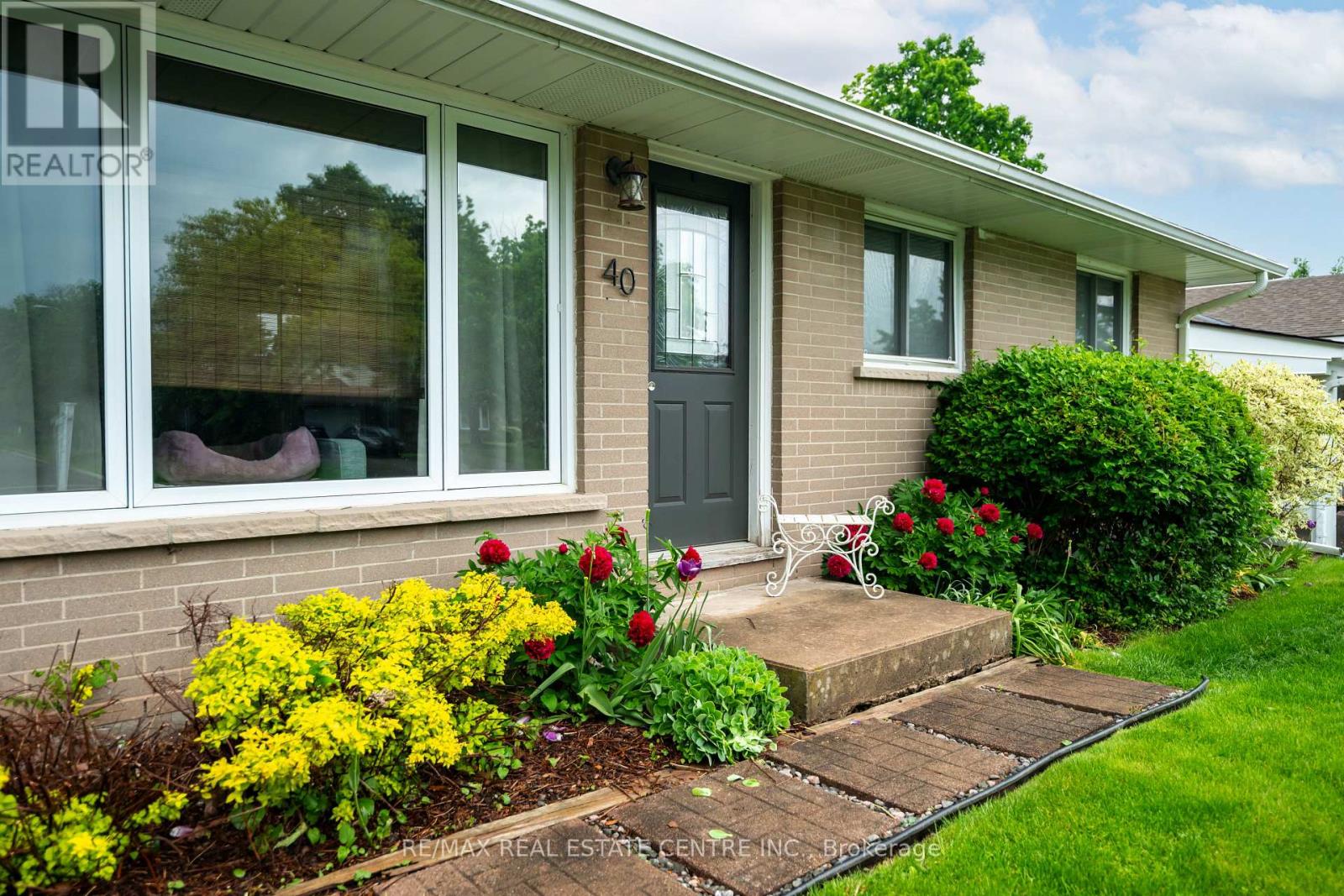 40 Centre Street, Orangeville, Ontario  L9W 2X2 - Photo 38 - W12461108