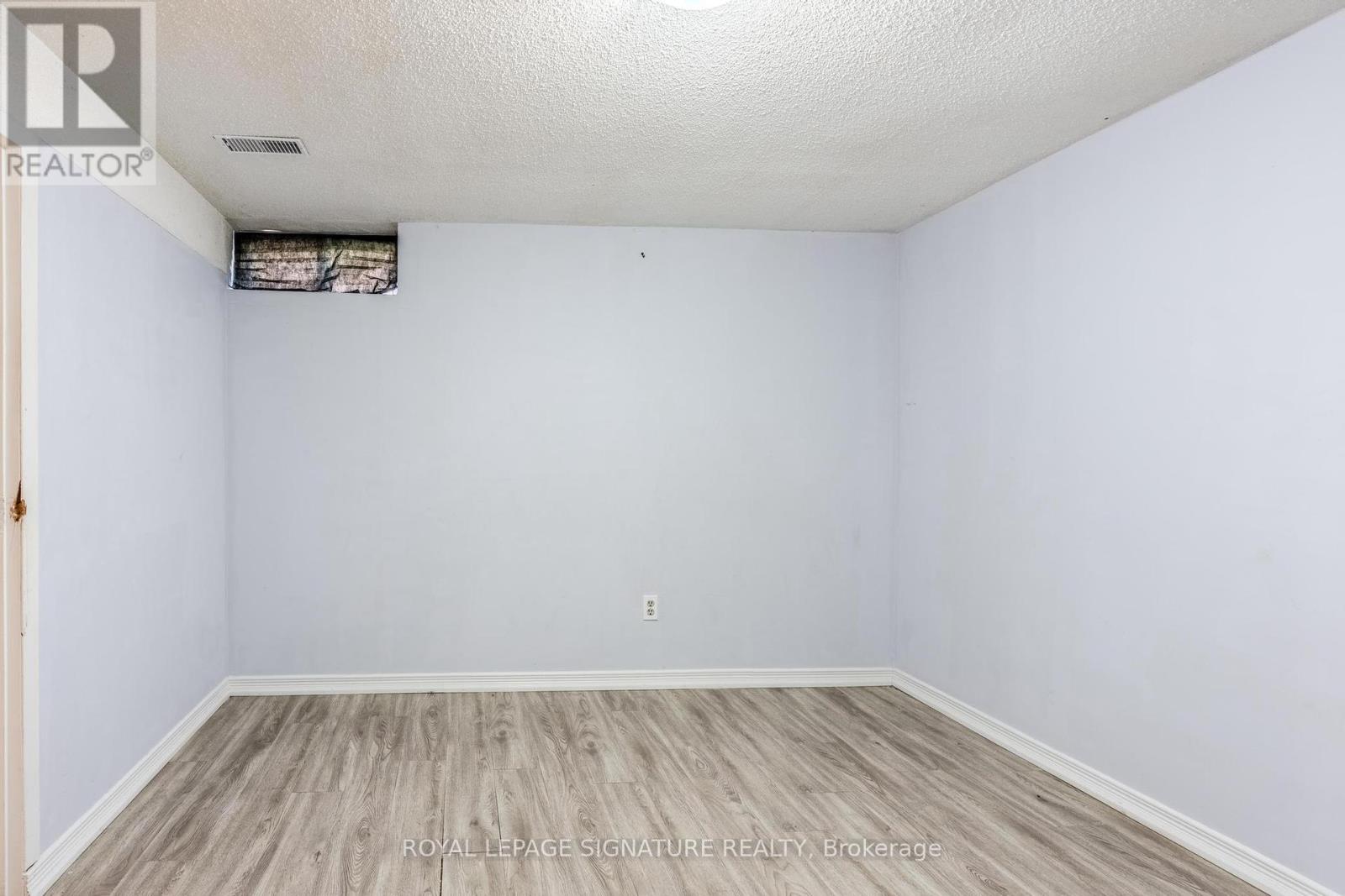 Bsmt - 320 Royal Salisbury Way, Brampton, Ontario  L6V 3G5 - Photo 12 - W12461111
