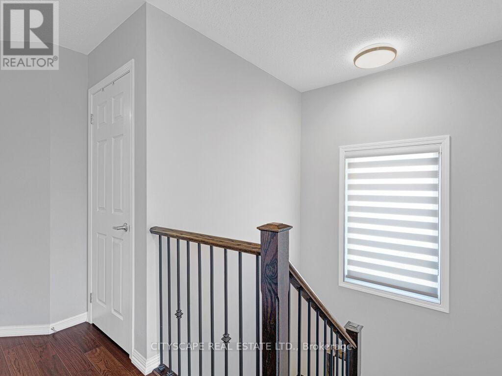 265 Mortimer Crescent, Milton, Ontario  L9T 8N8 - Photo 22 - W12461112