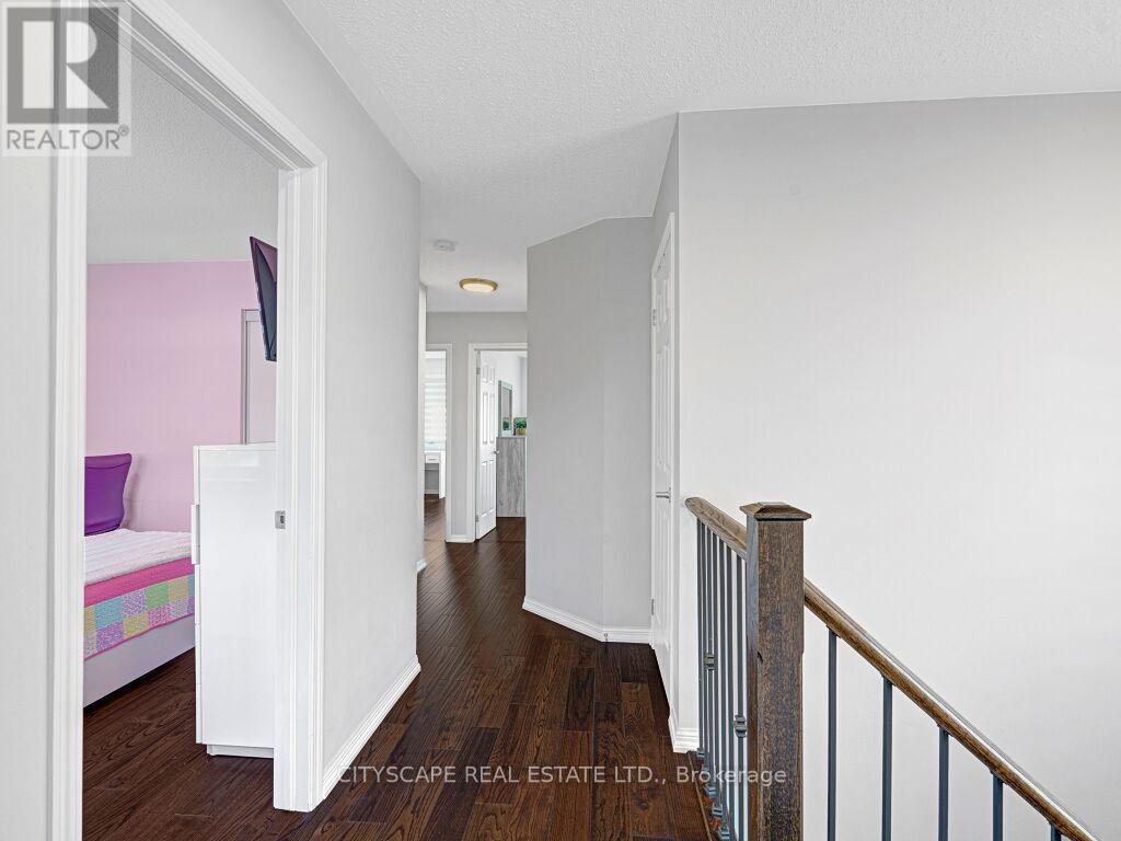 265 Mortimer Crescent, Milton, Ontario  L9T 8N8 - Photo 23 - W12461112