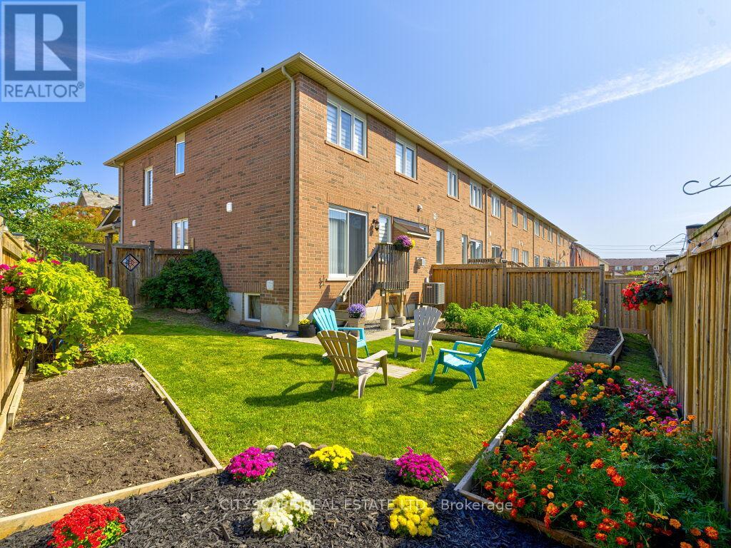 265 Mortimer Crescent, Milton, Ontario  L9T 8N8 - Photo 40 - W12461112