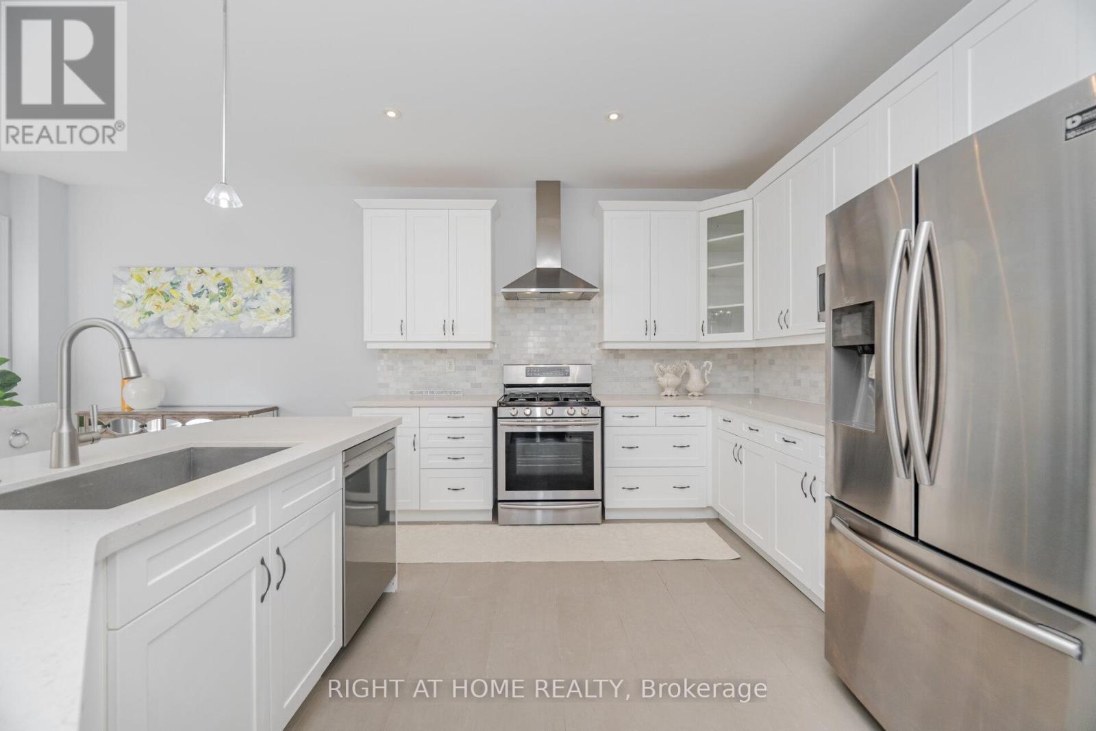 3302 Granite Gate, Burlington, Ontario  L7M 0L7 - Photo 12 - W12461121