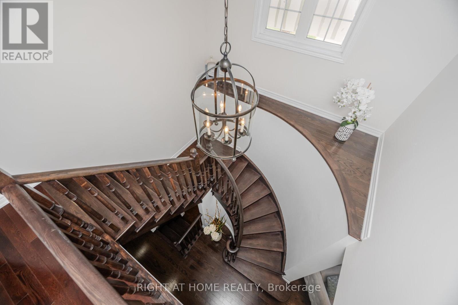 3302 Granite Gate, Burlington, Ontario  L7M 0L7 - Photo 18 - W12461121