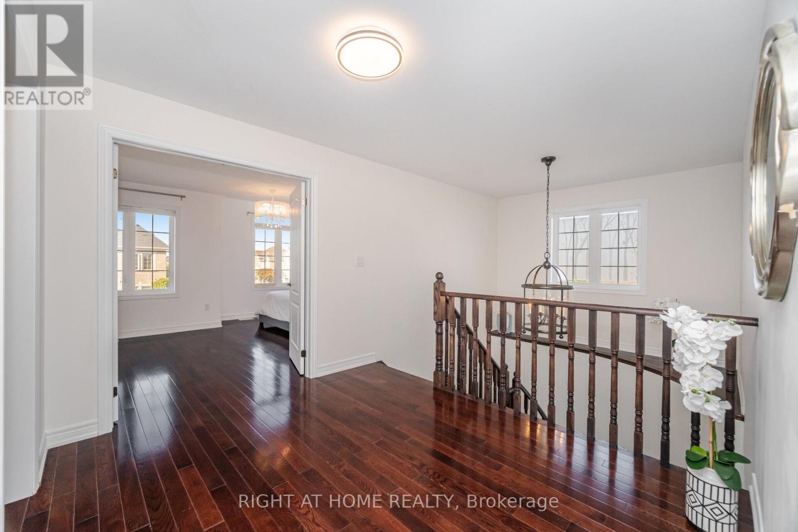 3302 Granite Gate, Burlington, Ontario  L7M 0L7 - Photo 19 - W12461121