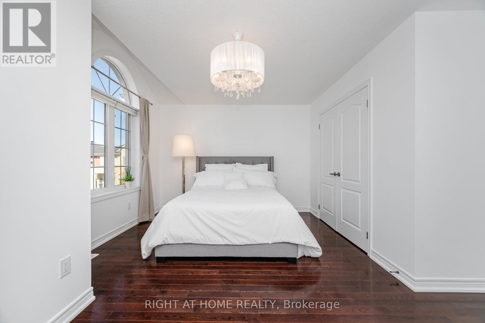 3302 Granite Gate, Burlington, Ontario  L7M 0L7 - Photo 27 - W12461121