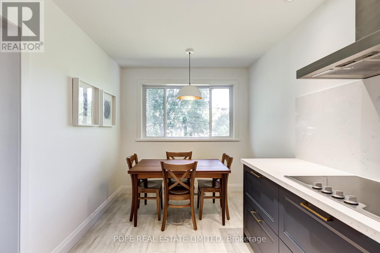 35 Tofield Crescent, Toronto, Ontario  M9W 2B8 - Photo 15 - W12461145