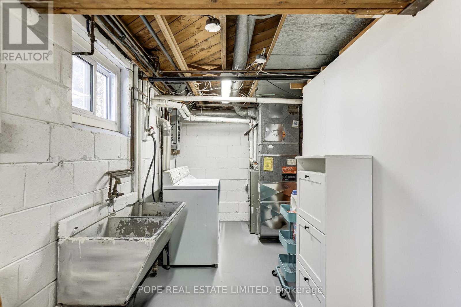 35 Tofield Crescent, Toronto, Ontario  M9W 2B8 - Photo 28 - W12461145
