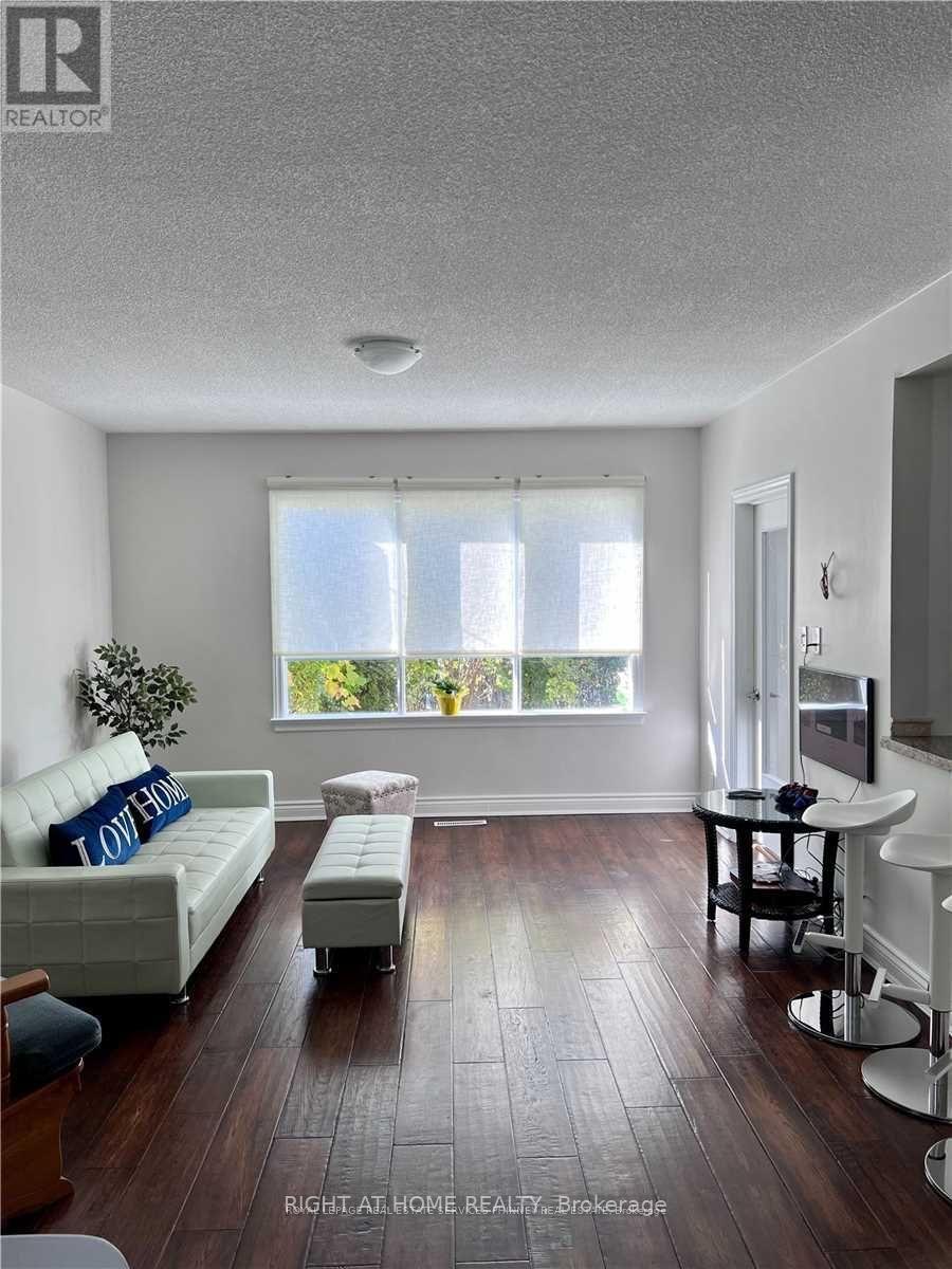 71 Mississauga Road N, Mississauga, Ontario  L5H 2H9 - Photo 9 - W12461165