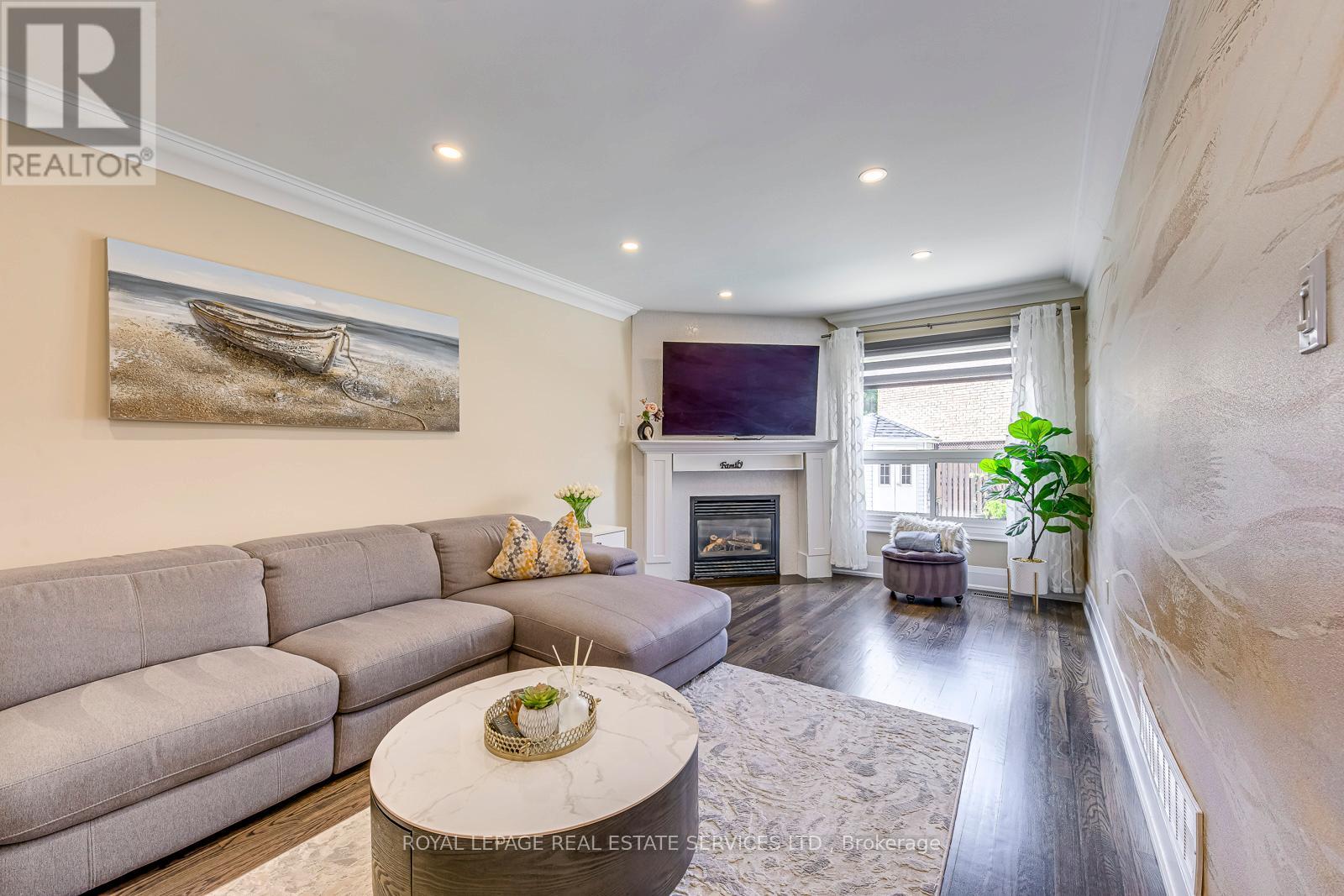 7180 Danton Promenade, Mississauga, Ontario  L5N 5P3 - Photo 6 - W12461182