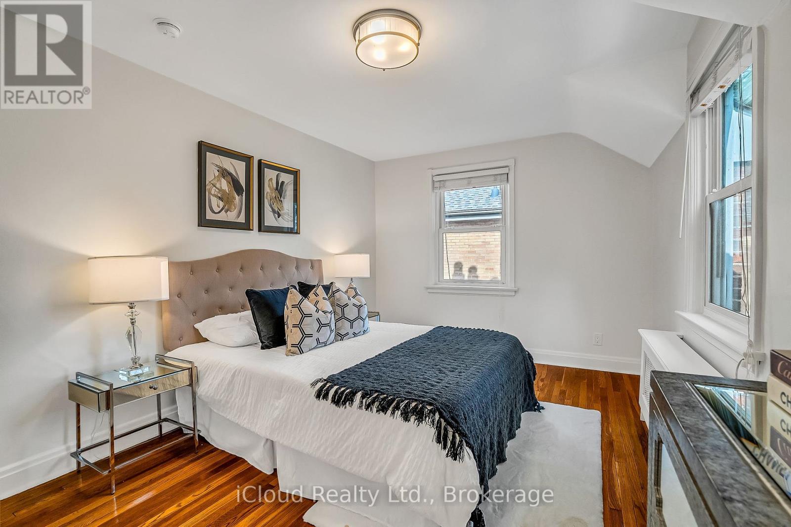 4691 Dundas Street W, Toronto, Ontario  M9A 1A7 - Photo 17 - W12461189