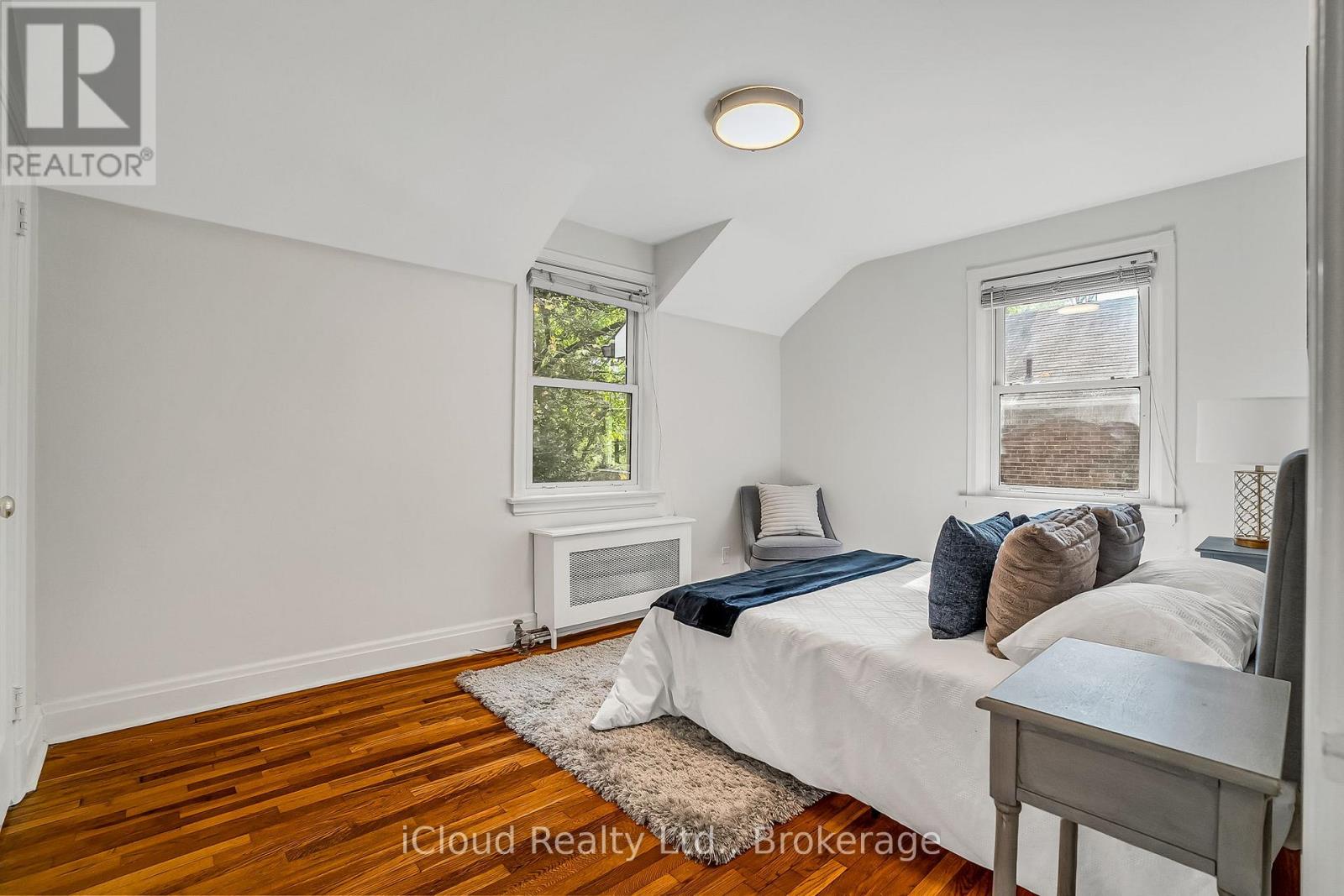 4691 Dundas Street W, Toronto, Ontario  M9A 1A7 - Photo 22 - W12461189