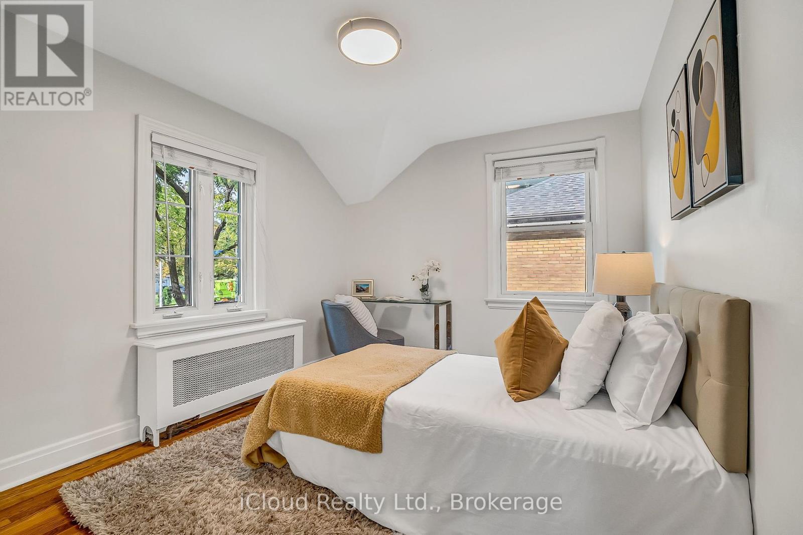4691 Dundas Street W, Toronto, Ontario  M9A 1A7 - Photo 27 - W12461189