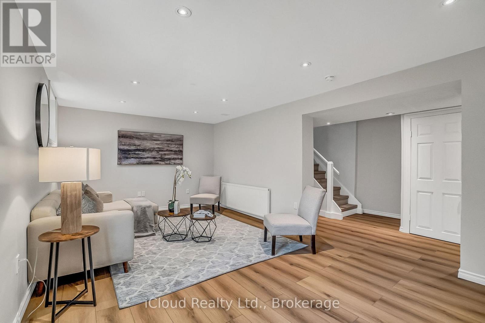 4691 Dundas Street W, Toronto, Ontario  M9A 1A7 - Photo 31 - W12461189