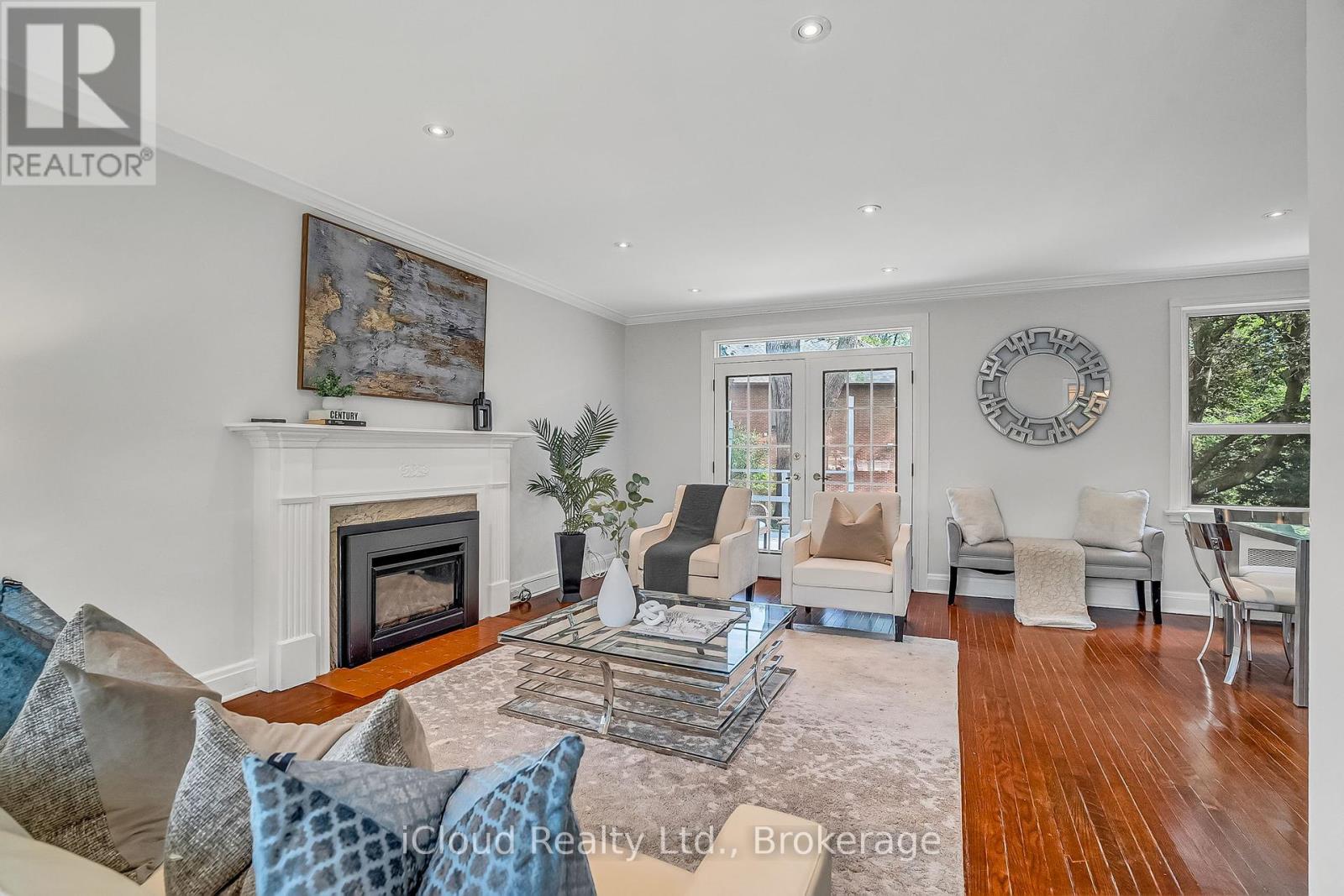 4691 Dundas Street W, Toronto, Ontario  M9A 1A7 - Photo 4 - W12461189