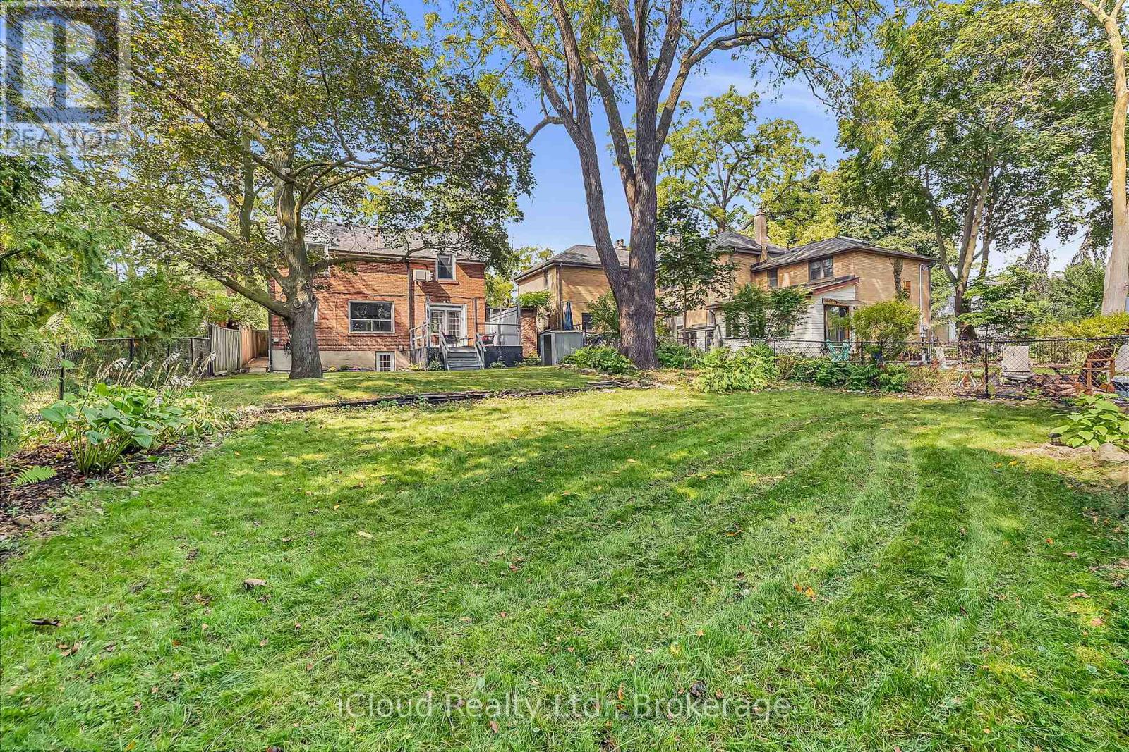 4691 Dundas Street W, Toronto, Ontario  M9A 1A7 - Photo 40 - W12461189