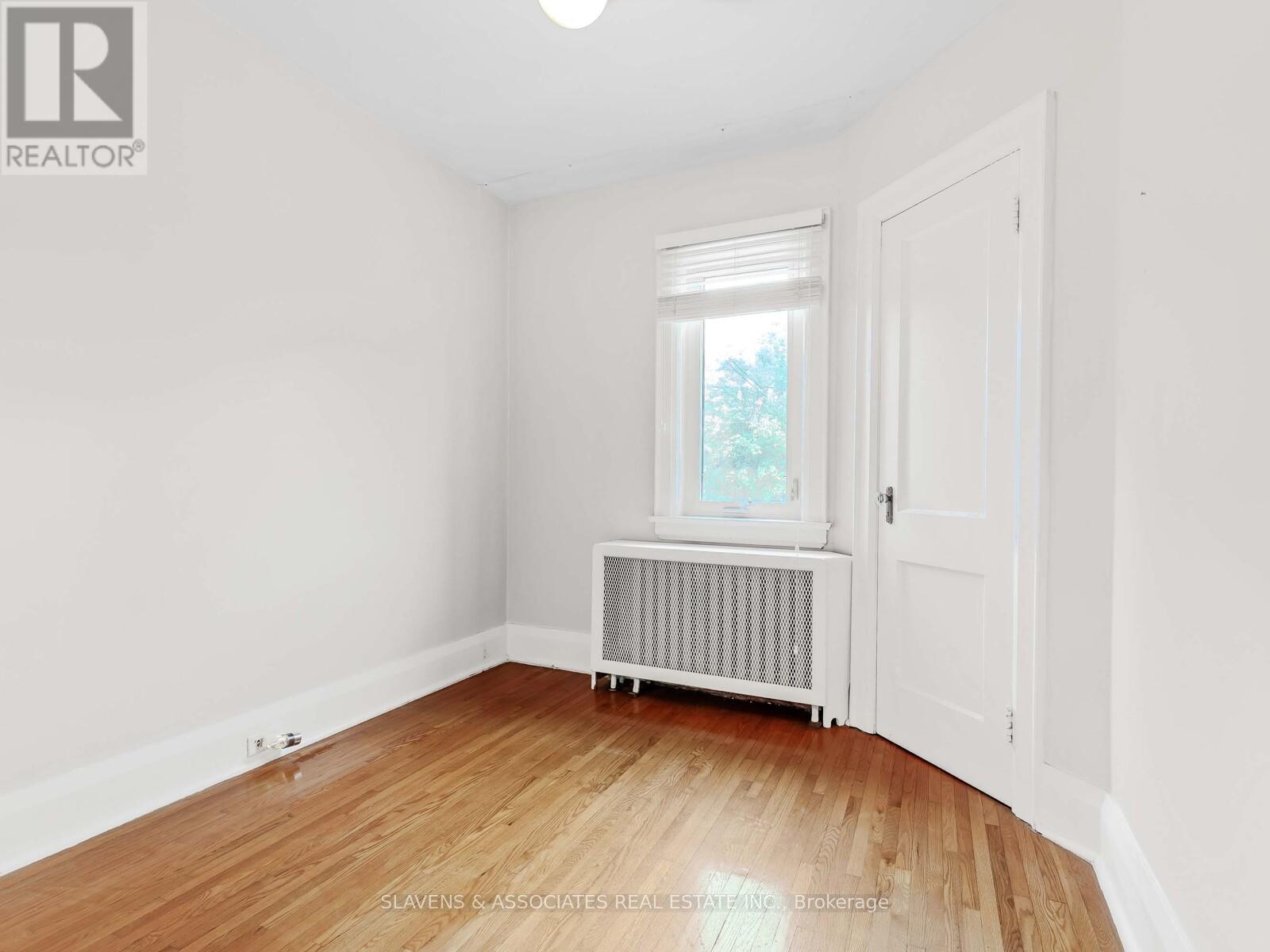 67 Belgravia Avenue, Toronto, Ontario  M6E 2M4 - Photo 13 - W12461191