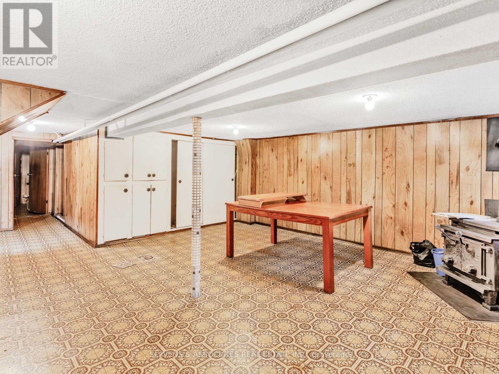 67 Belgravia Avenue, Toronto, Ontario  M6E 2M4 - Photo 20 - W12461191