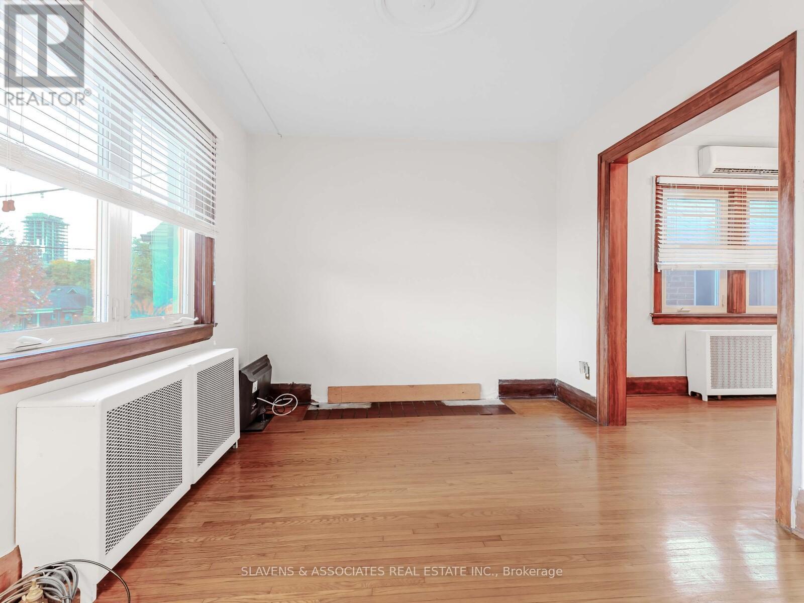 67 Belgravia Avenue, Toronto, Ontario  M6E 2M4 - Photo 5 - W12461191