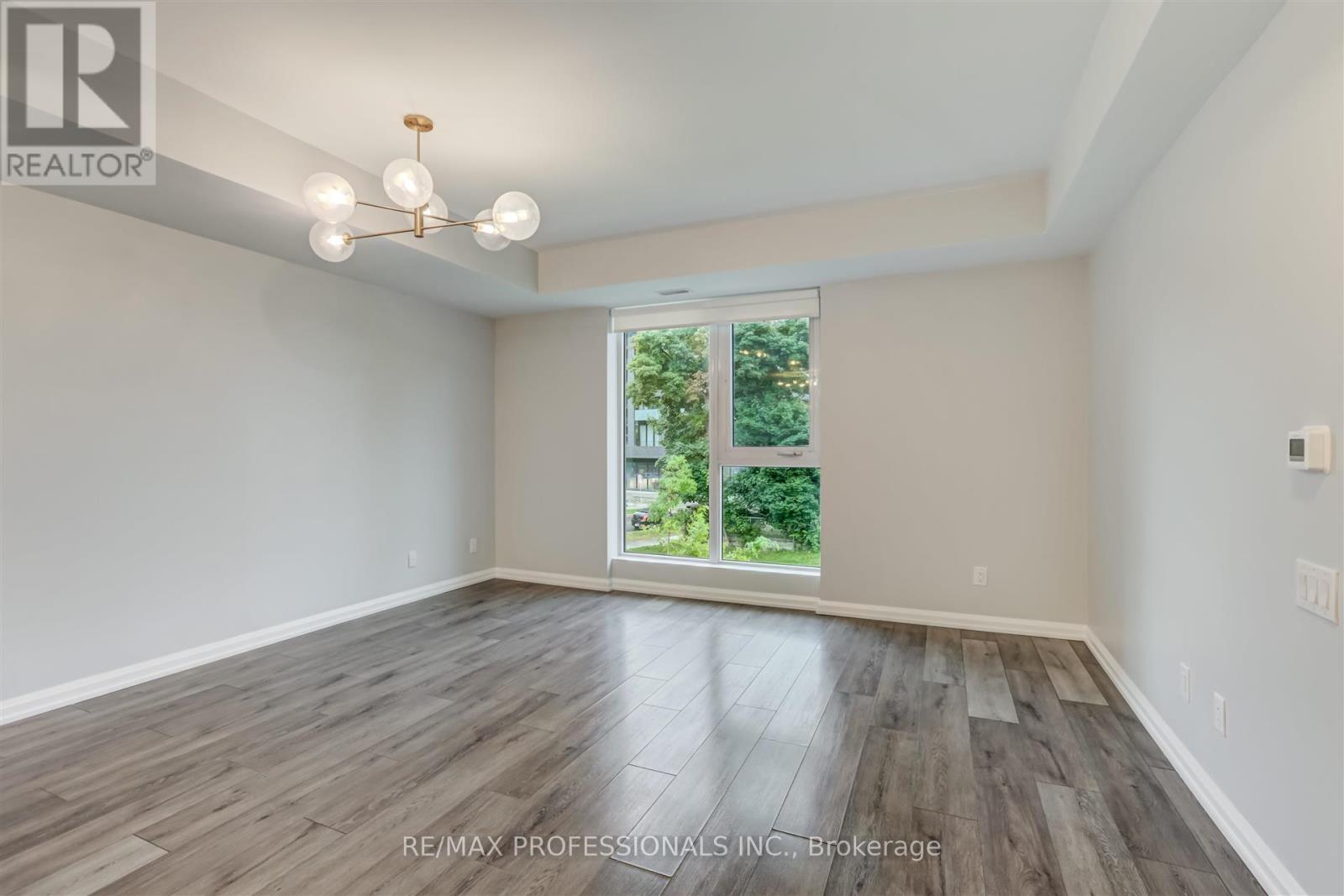 Th3 - 10 Brin Drive, Toronto, Ontario  M8X 0B3 - Photo 19 - W12461204