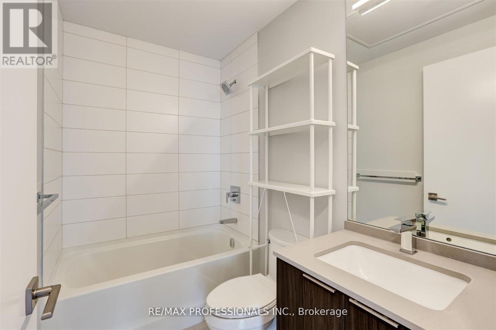 Th3 - 10 Brin Drive, Toronto, Ontario  M8X 0B3 - Photo 25 - W12461204