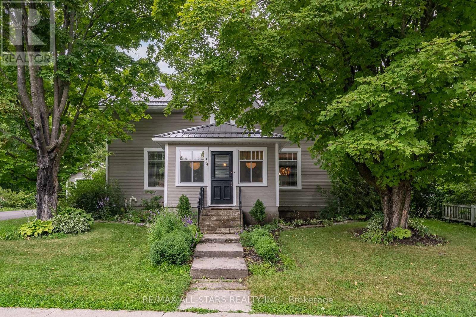 49 John Street, Kawartha Lakes, Ontario  K0M 1N0 - Photo 8 - X12384546