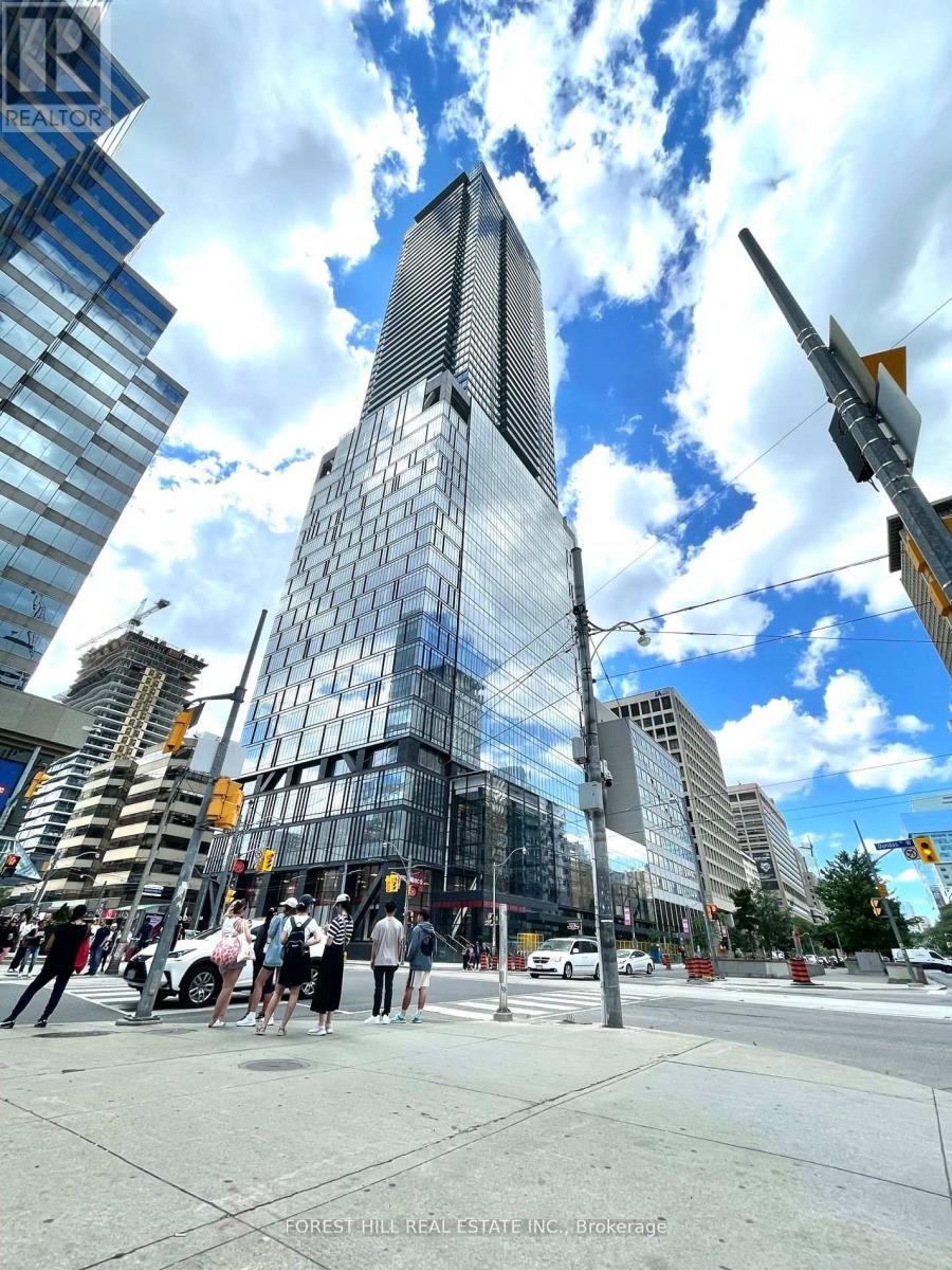 3410 - 488 UNIVERSITY AVENUE, Toronto, Ontario