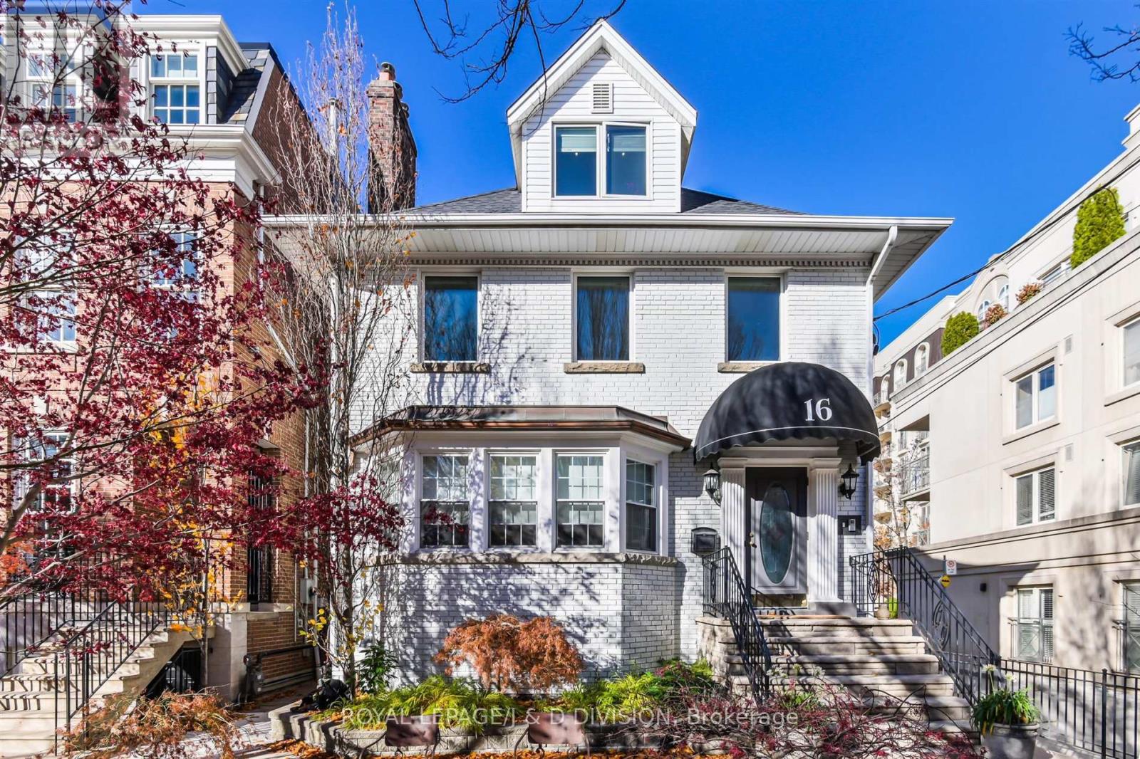 MAIN - 16 FARNHAM AVENUE, Toronto, Ontario