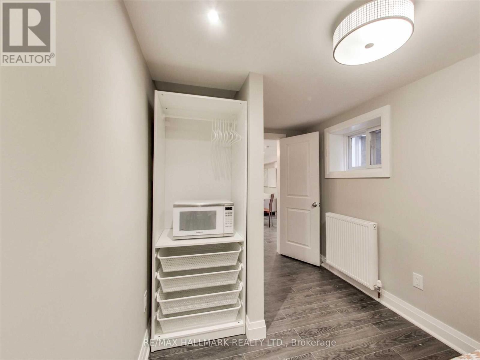251 Manning (Lower) Avenue, Toronto, Ontario  M6J 2K8 - Photo 9 - C12461241