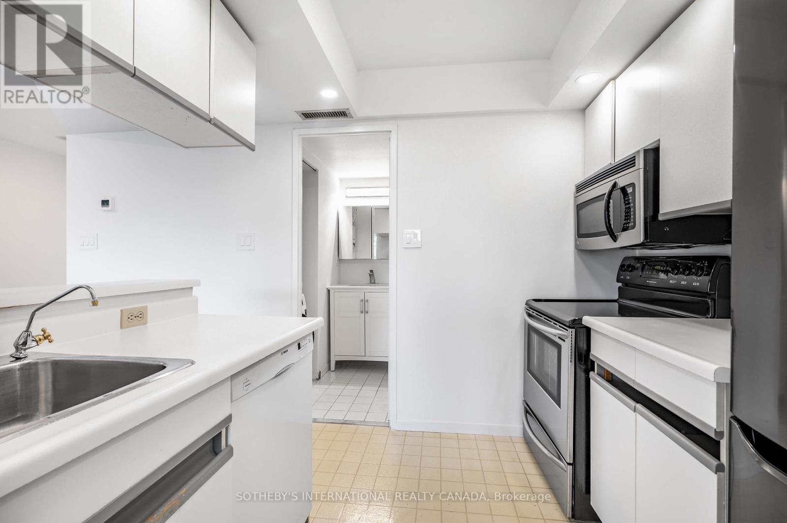 716 - 1001 Bay Street, Toronto, Ontario  M5S 3A6 - Photo 12 - C12461270