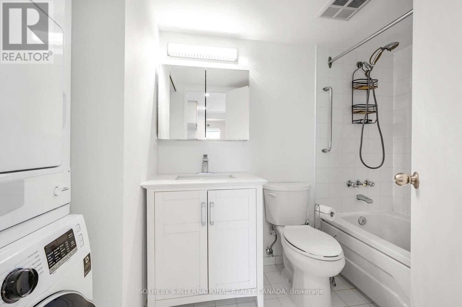 716 - 1001 Bay Street, Toronto, Ontario  M5S 3A6 - Photo 23 - C12461270