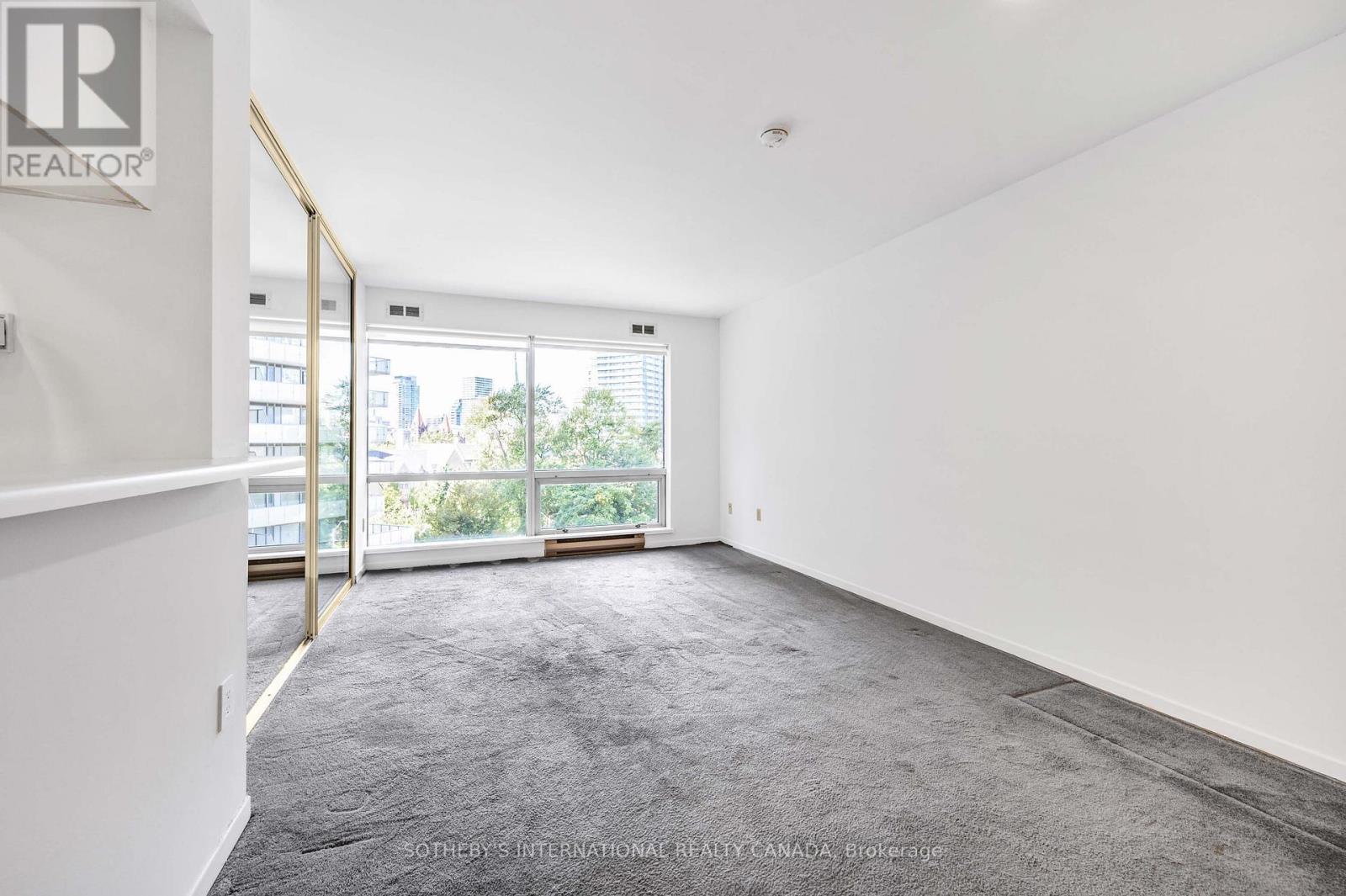 716 - 1001 Bay Street, Toronto, Ontario  M5S 3A6 - Photo 4 - C12461270