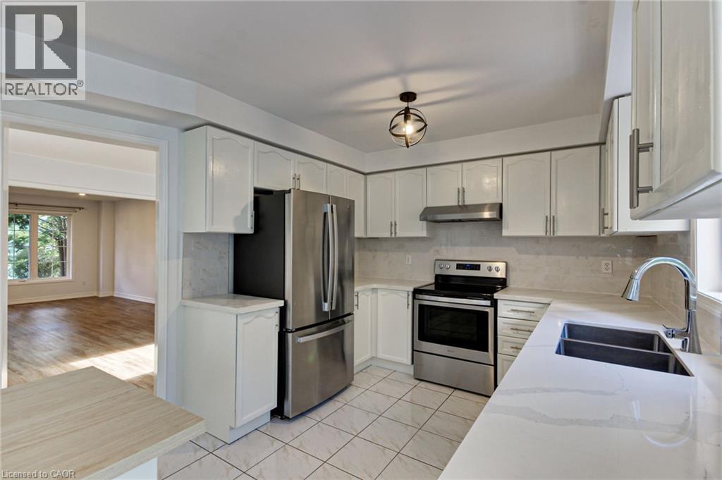 175 Rhodes Circle, Newmarket, Ontario  L3X 1V3 - Photo 12 - 40778248