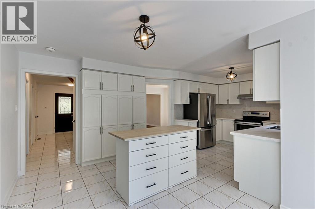 175 Rhodes Circle, Newmarket, Ontario  L3X 1V3 - Photo 18 - 40778248