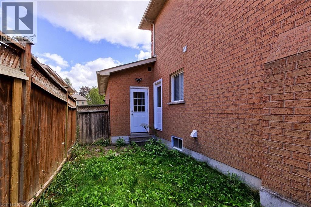 175 Rhodes Circle, Newmarket, Ontario  L3X 1V3 - Photo 45 - 40778248