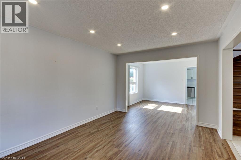 175 Rhodes Circle, Newmarket, Ontario  L3X 1V3 - Photo 9 - 40778248